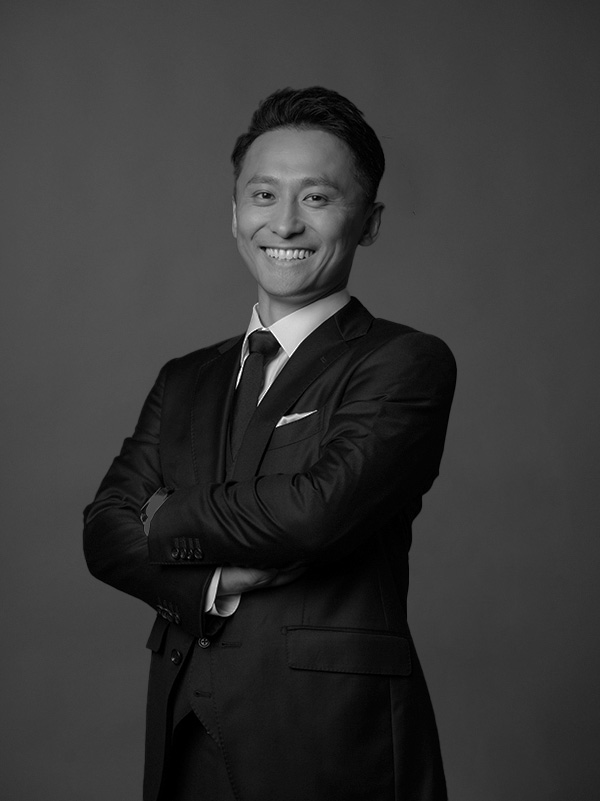髙須 充泰
